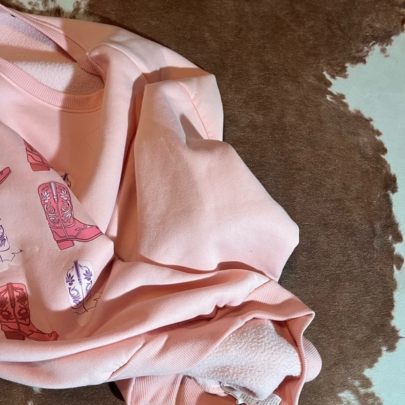 Shein boot 2 top bundle
size small / medium - Picture 6 of 6